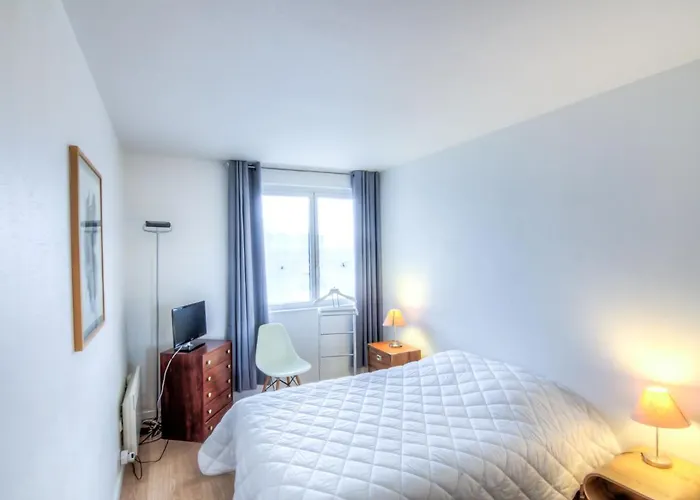 Les Marinas-3 By Interhome דירה *