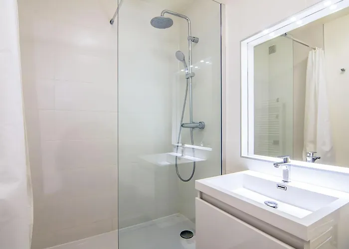 Les Marinas-3 By Interhome דוביל